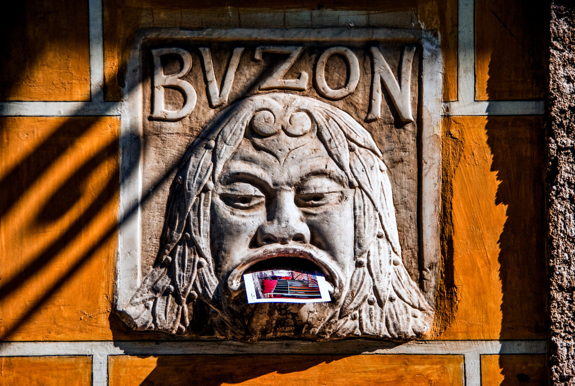 Buzón Vintage con Cara   (La Habana)