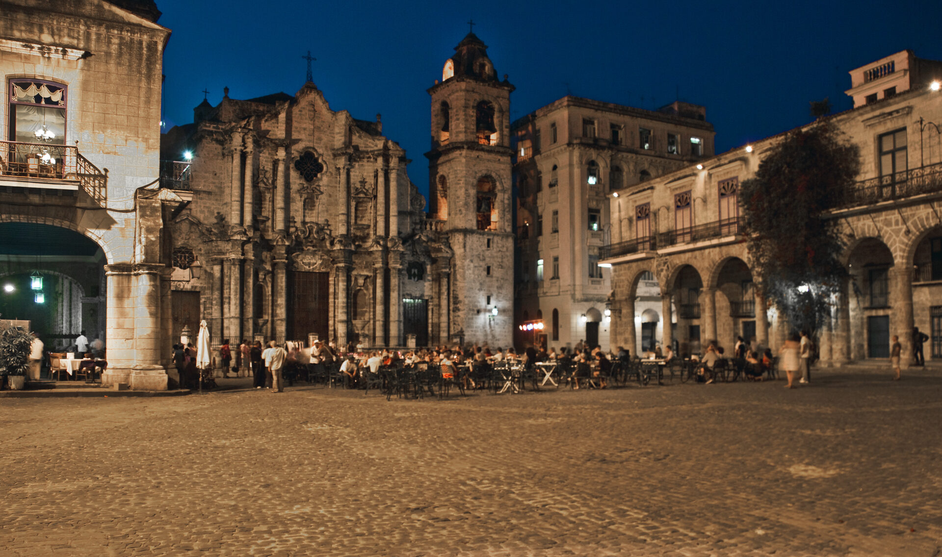 Plaza de la Catedral  - (La Habana)