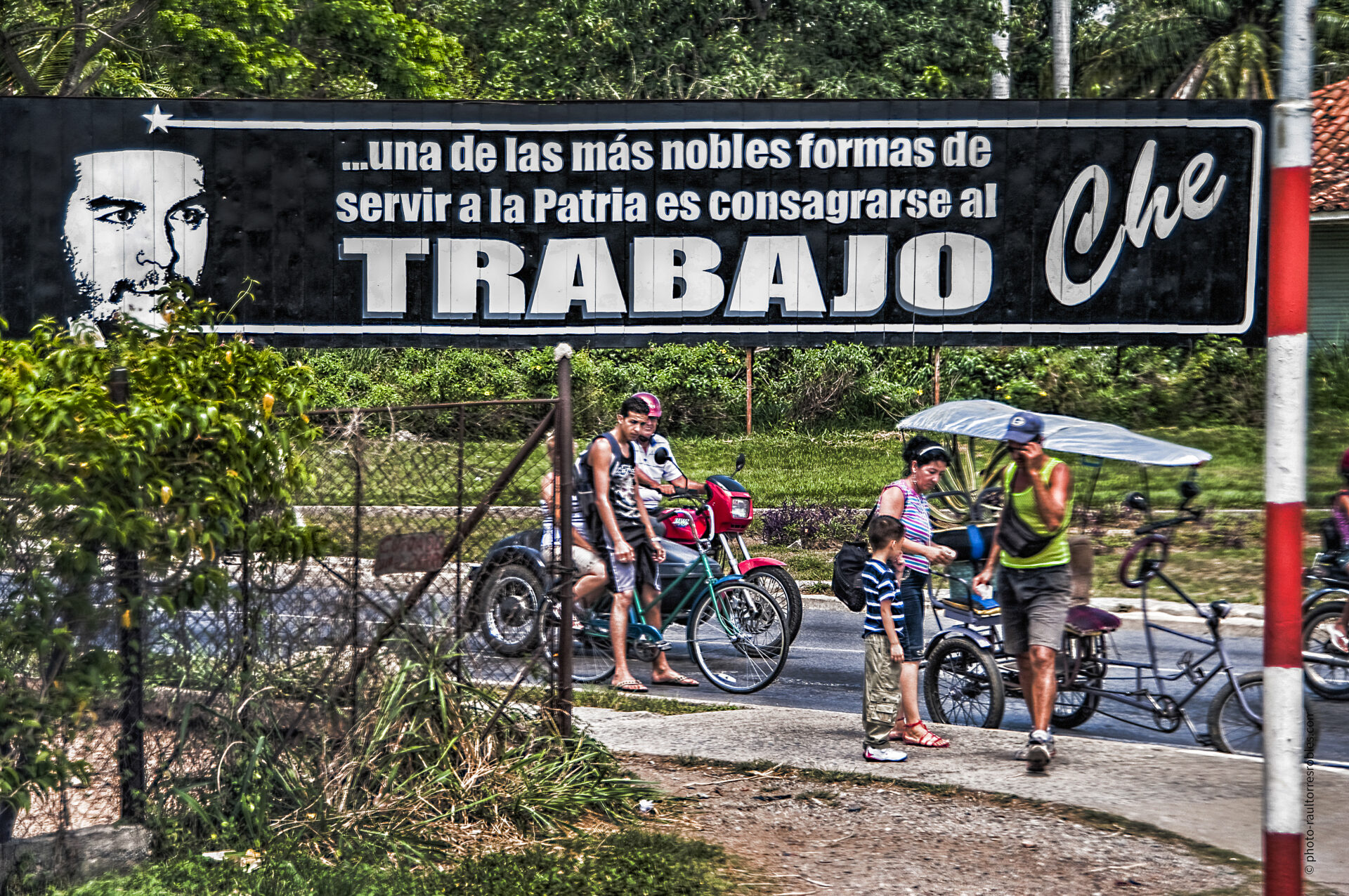 El trabajo y el Ché  (Viñales)