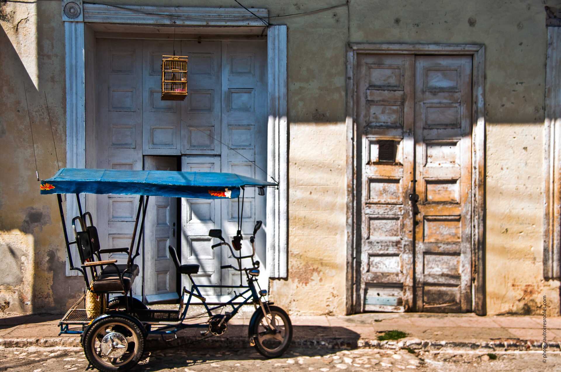 Tuk-Tuk aparcado  (Trinidad)