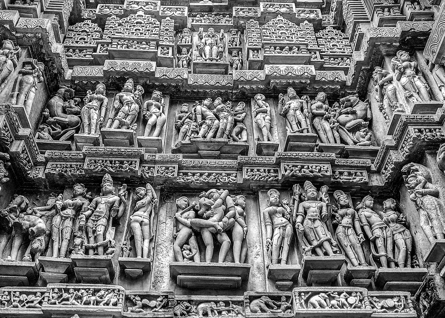 KAJURAHO, Kamasutra carvings